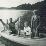 Kalastajat esittelevät saaliitaan 1940-luvulla